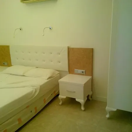Ferah Hotel 3*