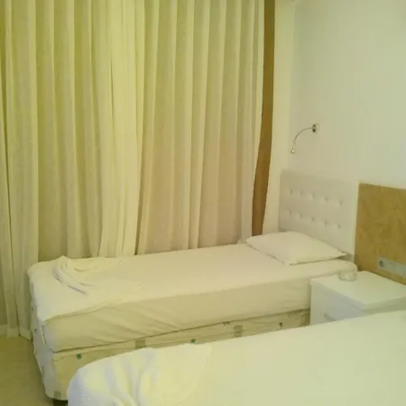 Ferah Hotel 3*